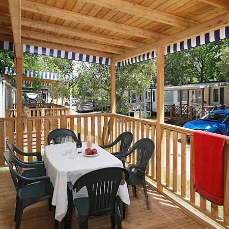 Albatross Mobile Homes On Camping Baia Verde Manerba del Garda Exterior foto