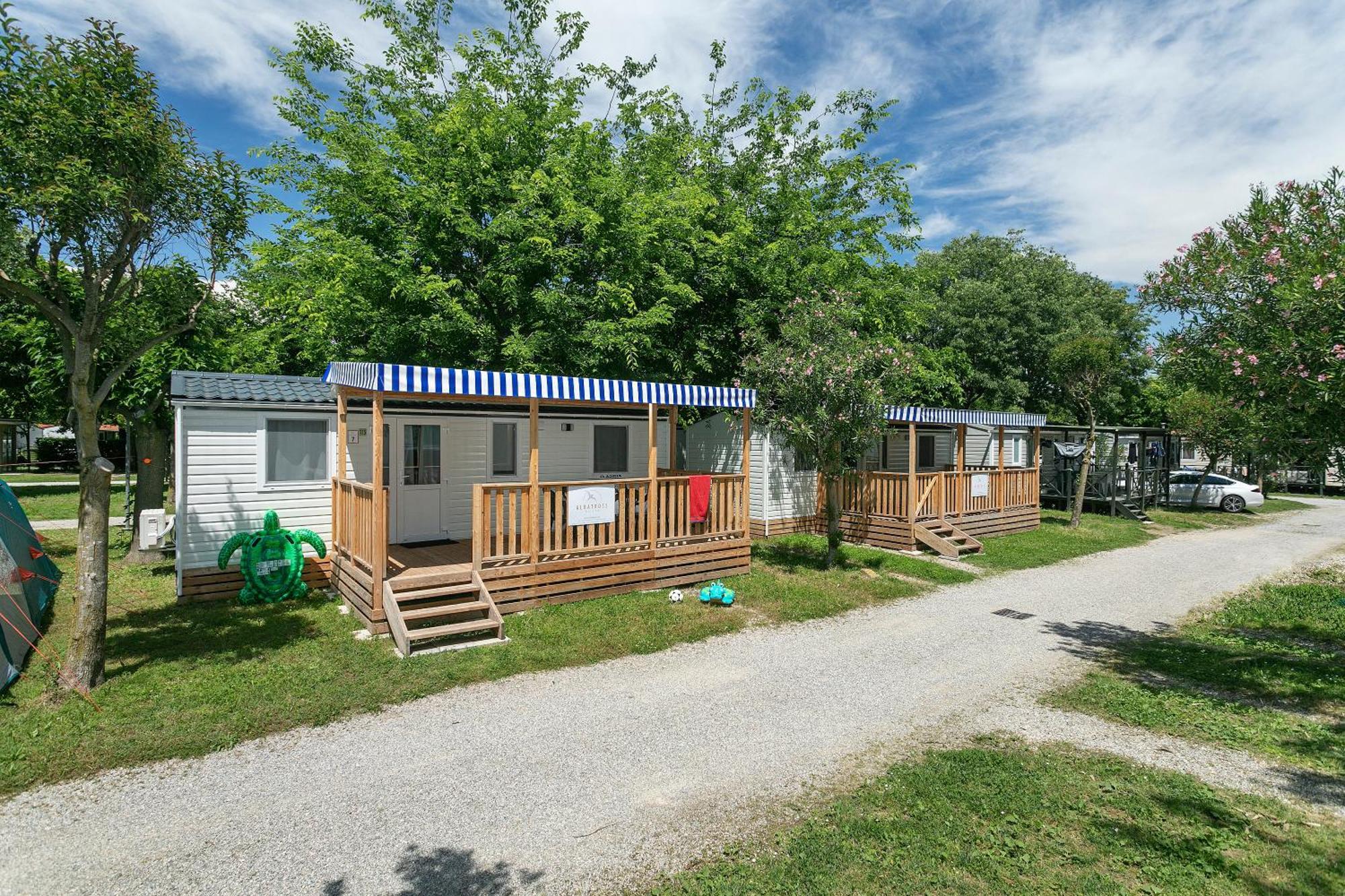 Albatross Mobile Homes On Camping Baia Verde Manerba del Garda Exterior foto
